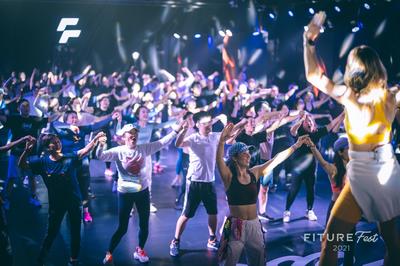 FITUREHood“沸活圈”用戶覆蓋超300城，領(lǐng)跑?chē)?guó)內(nèi)智能健身賽道